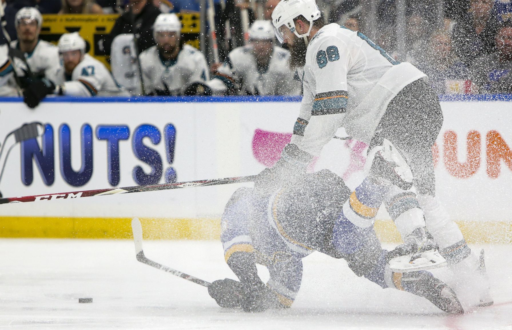 Blues look to redeem in Game 4